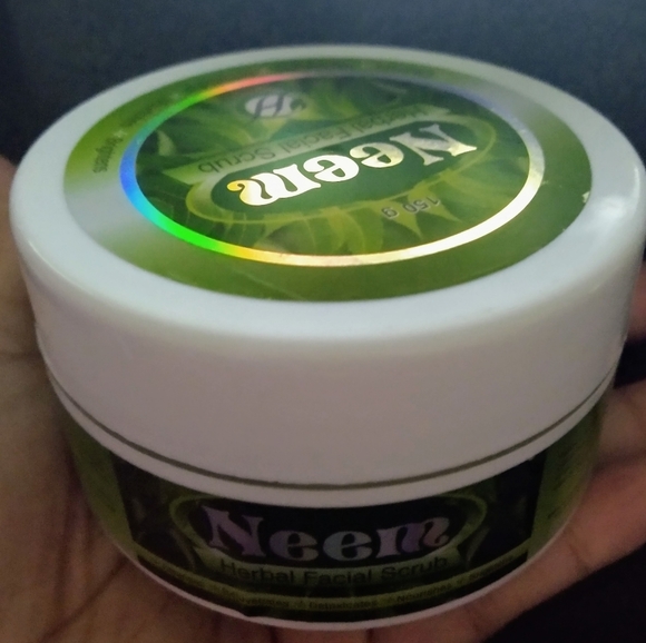 Neem Herbal Face Scrub - Picture 2 of 2